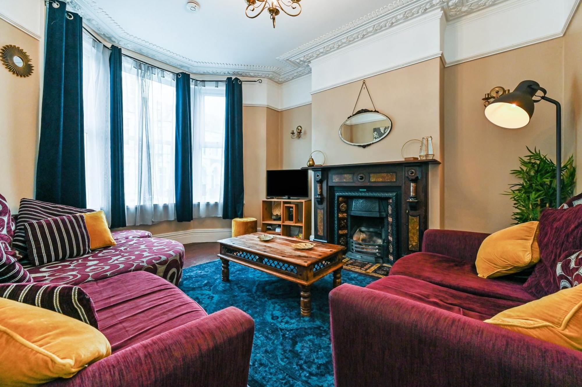 Beautiful Townhouse, Great Location - Pet Friendly Villa Cardiff Exteriör bild
