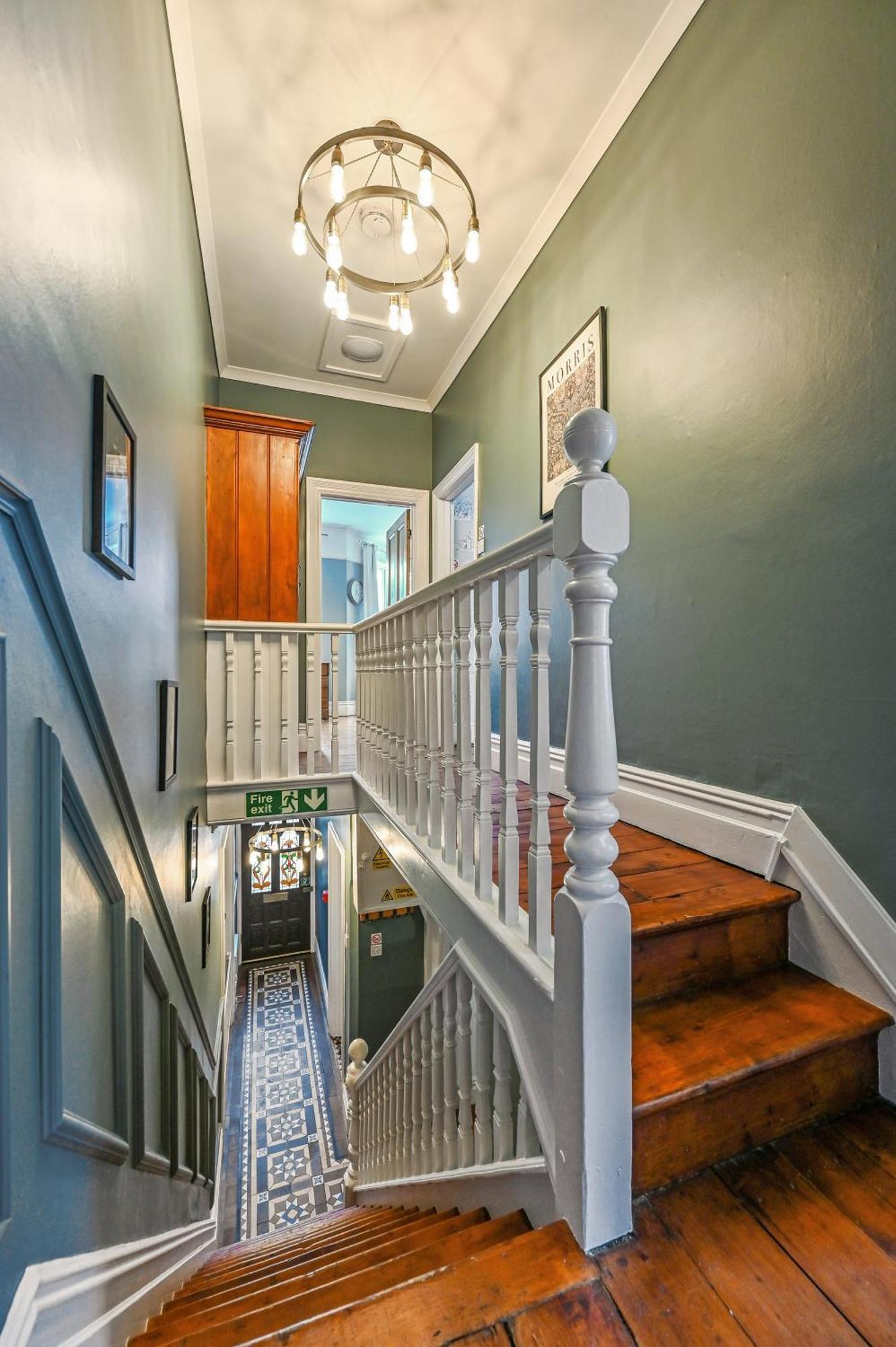 Beautiful Townhouse, Great Location - Pet Friendly Villa Cardiff Exteriör bild